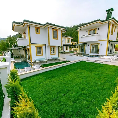 Vilă Benim Villam *
